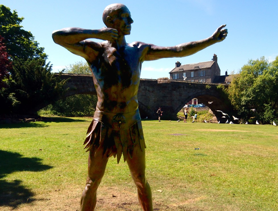 Musselburgh Archer sculpture